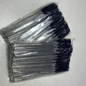 Cepillos desechables para cejas y pestañas