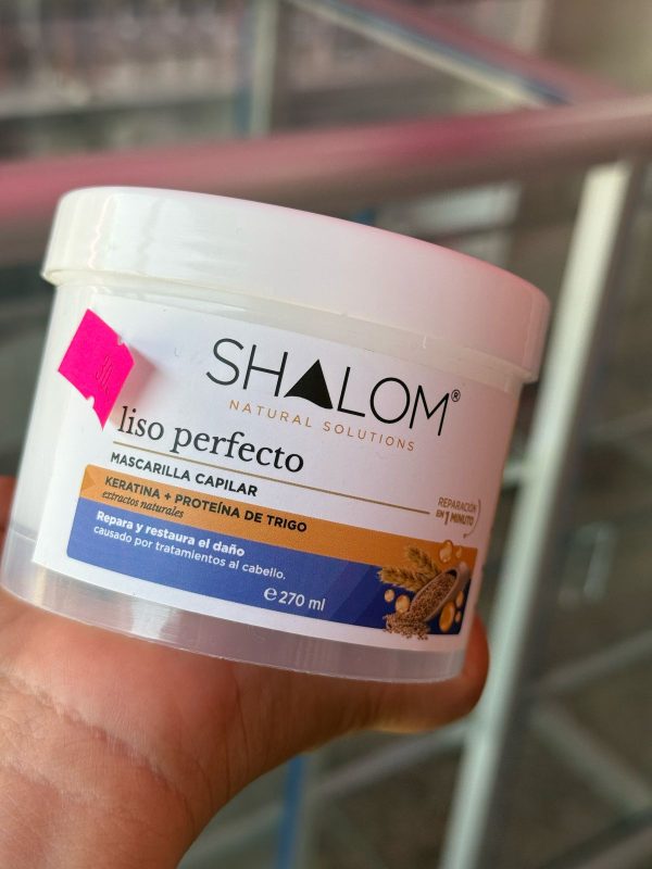 Mascarilla  Liso Perfecto  de keratina  y proteína de trigo